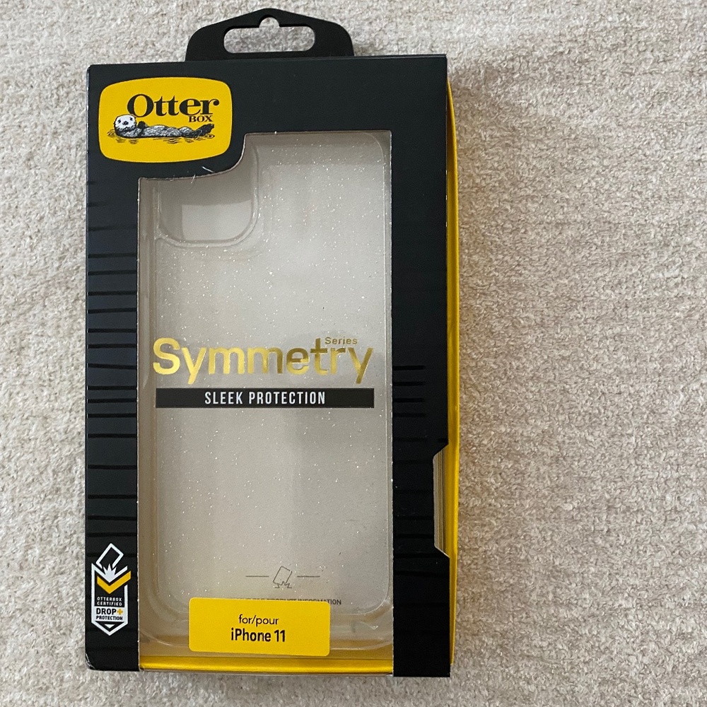 OTTER Box iPhone 11- Protector - NWT